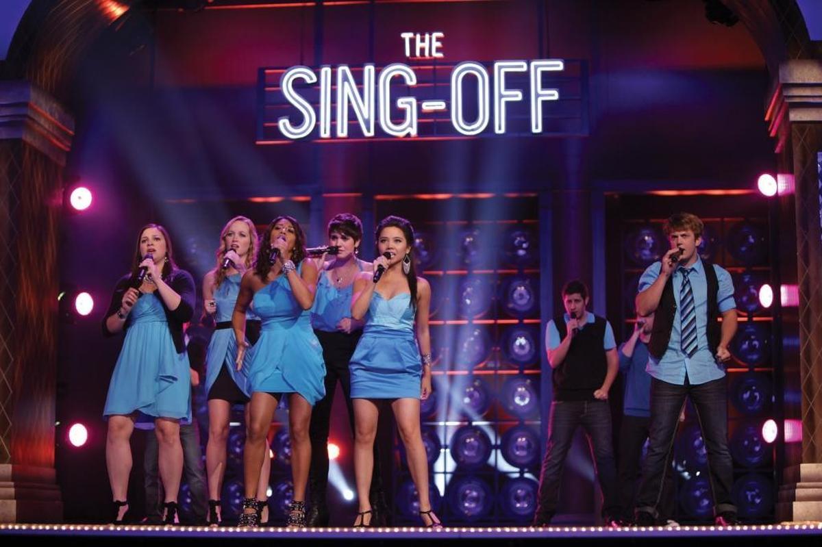 Joanna Jones, center, appears with The Backbeats on NBC’s “The Sing-Off” in 2010. The performer, who grew up in San Luis Obispo County, is starring in “Hamilton: An American Musical” on Broadway.