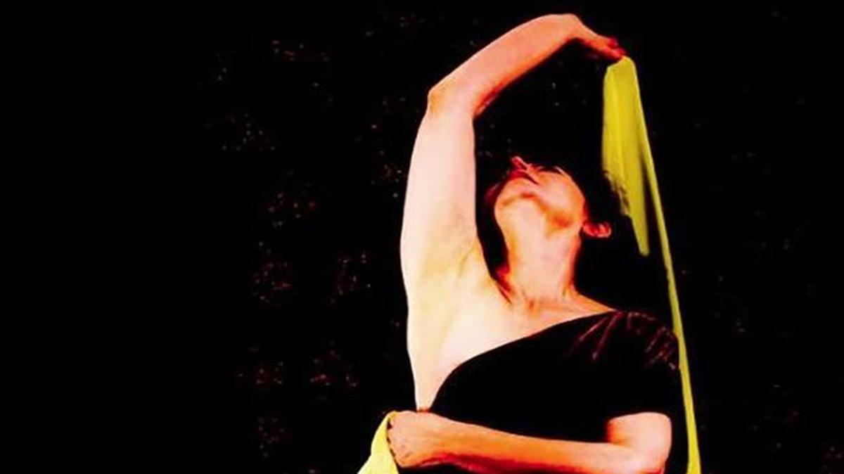 Danville dancer and choreographer Lois Ann Flood pays tribute to the legendary Isadora Duncan in “The Many Faces of Love,” June 11 and 12 at the Cambria Center for the Arts Theatre.