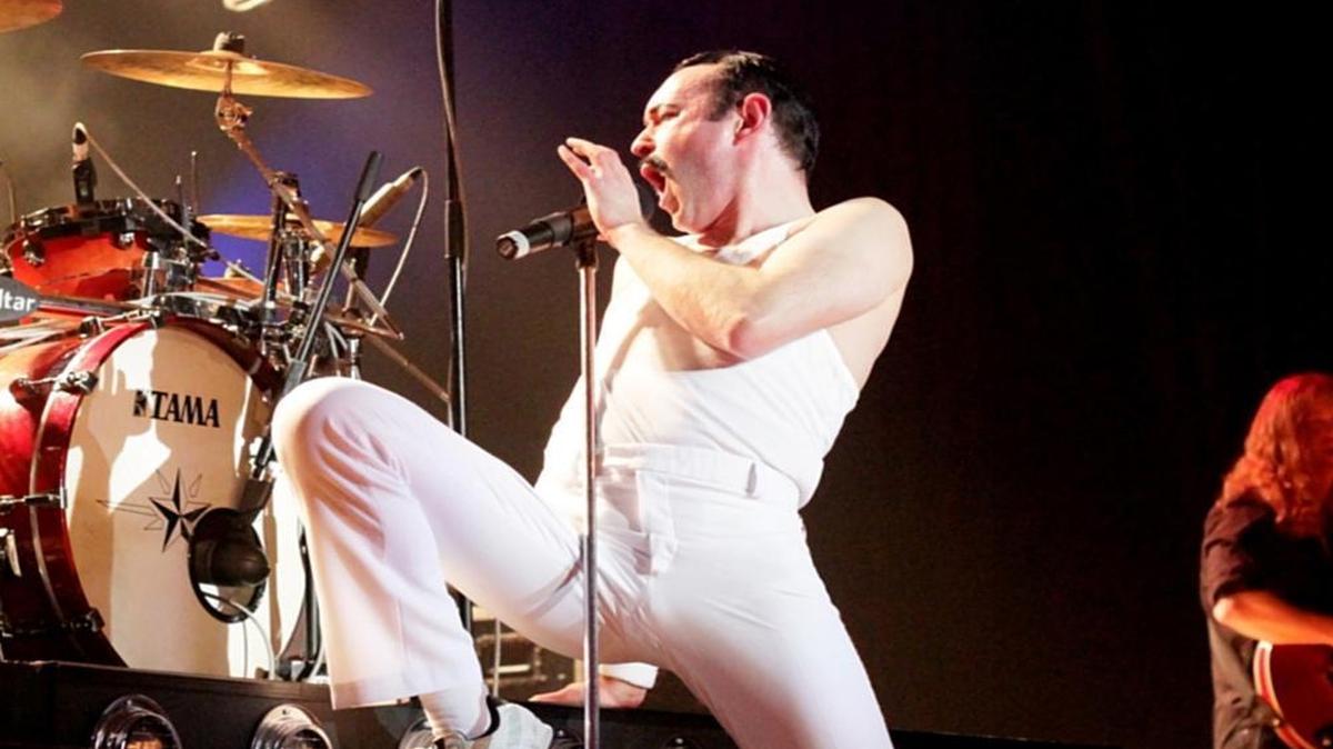 Gary Mullen stars as Queen frontman Freddie Mercury in “One Night of Queen,” playing Thursday at the Clark Center for the Performing Arts in Arroyo Grande.
