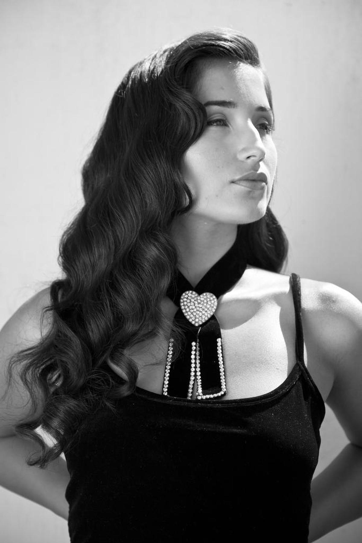 Santa Margarita singer-songwriter Jade Jackson will tour with Social Distortion this summer.