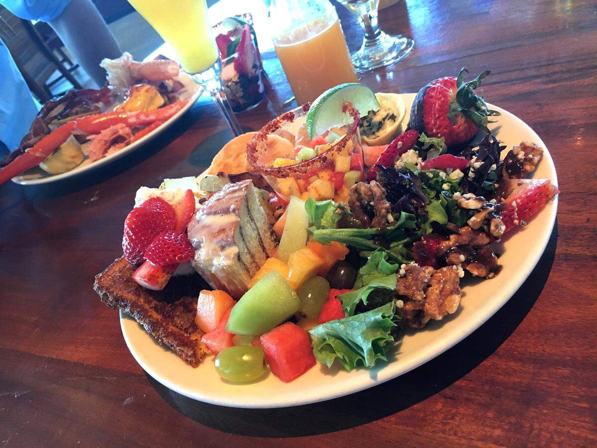 Ventana Grill in Pismo Beach serves up an all-you-can-eat Sunday brunch buffet with bottomless mimosas, mountains of food and an unbeatable ocean view.