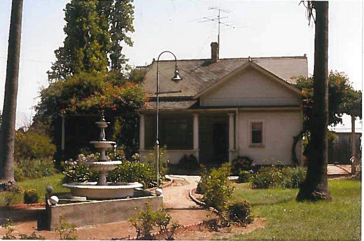 A past photo of the farmhouse at the SLO Public Market where Kitchen & Vine will move in.