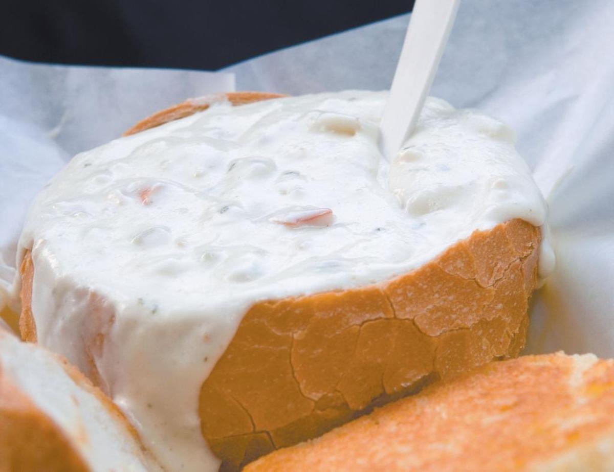 A Visalia restaurant is selling clam chowder served in a bread bowl from Splash Café in Pismo Beach. The restaurant is hoping to expand to restaurants in Fresno.