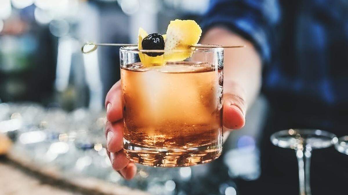 The future of dining out in SLO County may mean tables set up in parking lots, on sidewalks and even streets. The state has relaxed rules to allow alcohol to be served in these new dining areas.