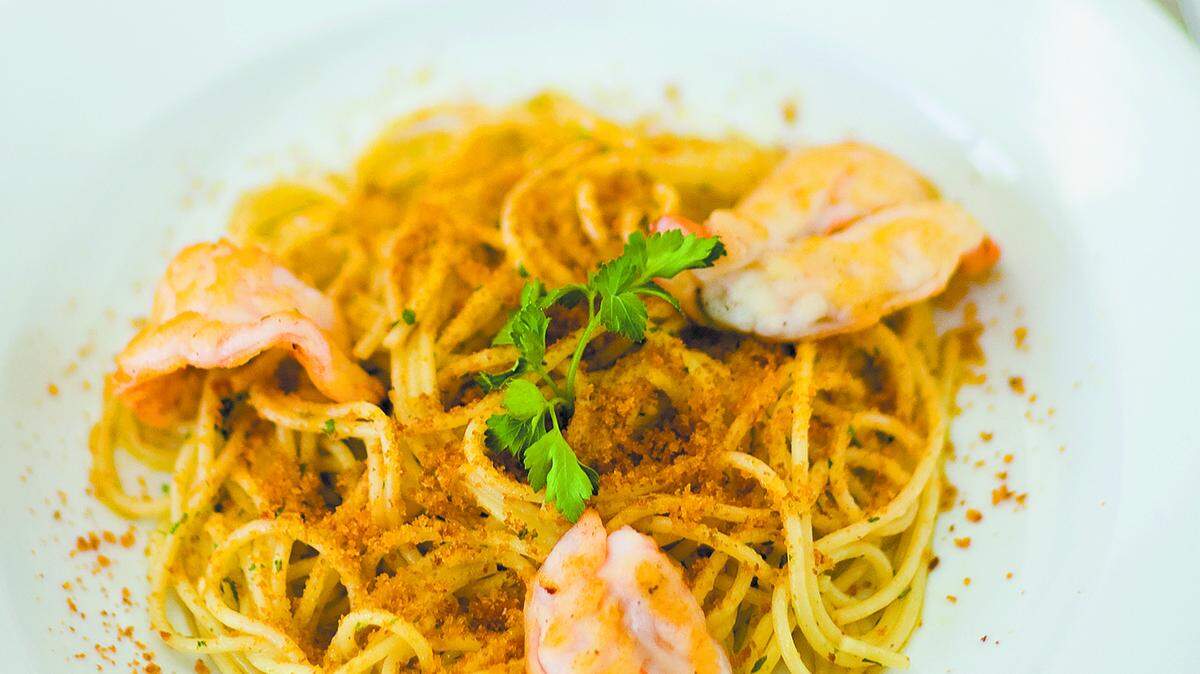 Spaghetti alla bottarga (dried tuna roe) is served with fresh shrimp, garlic and oil at Il Cortile Ristorante in Paso Robles. The restaurant received a 2018 Award of Excellence from Wine Spectator magazine.