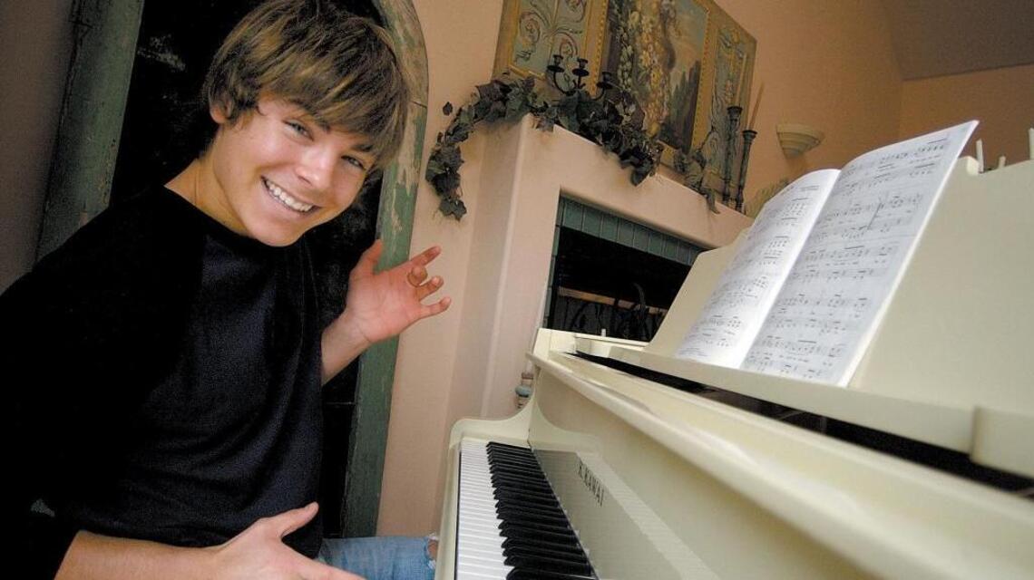 Zac Efron is getting a star on the Hollywood Walk of Fame. Here’s how you can watch