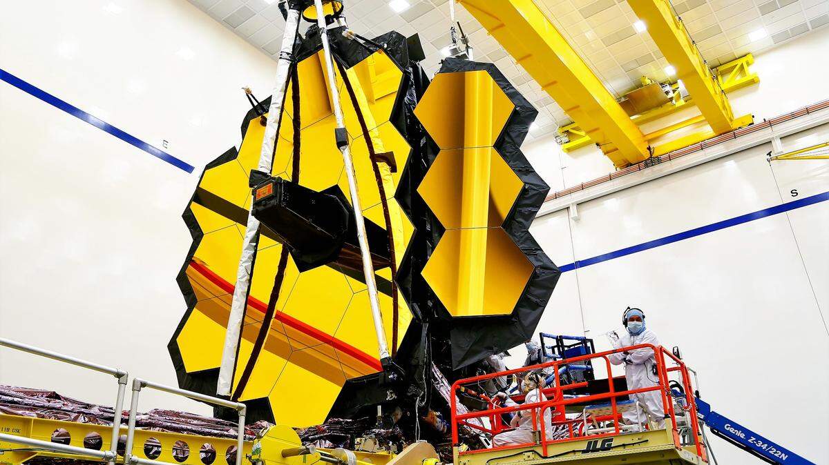 NASA’s James Webb Space Telescope at Northrop Grumman’s facilities in Redondo Beach.