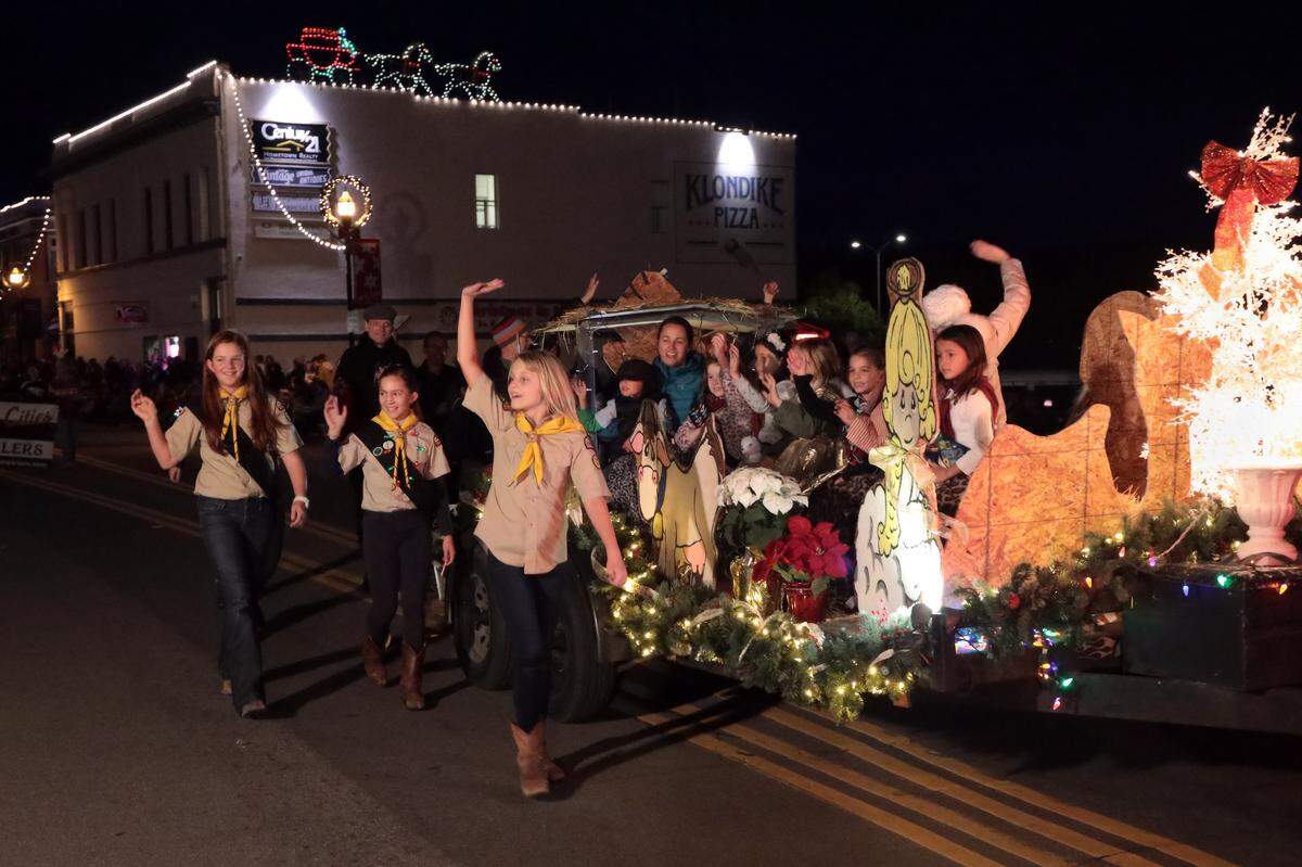 The parade in the Village had 59 entries, including one by the Arroyo Grande Seventh Day Adventist-Church and its Adventurers and Pathfinders club.