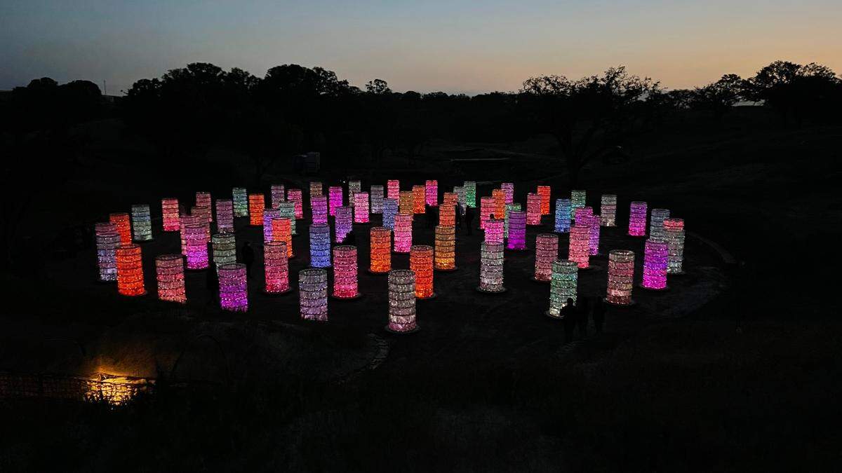 The newest attraction at the Sensorio Field of Light in Paso Robles is called Light Towers, a display of 69 columns assembled from 17,388 bottles illuminated by fiberoptic threads that gradually change colors. Each tower has 252 bottles.