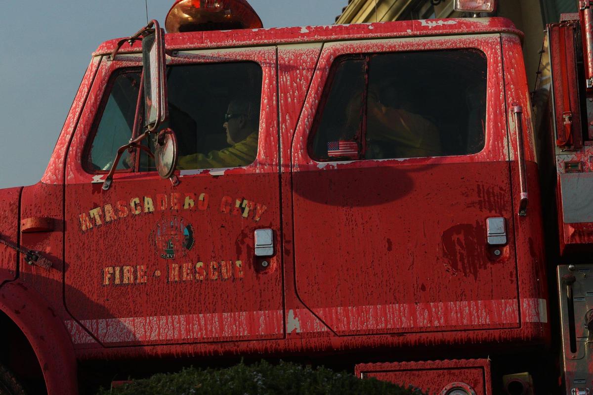 A wind-driven brush fire quickly moved south along Highway 101 along the Shell Beach straits and into Pismo Beach.