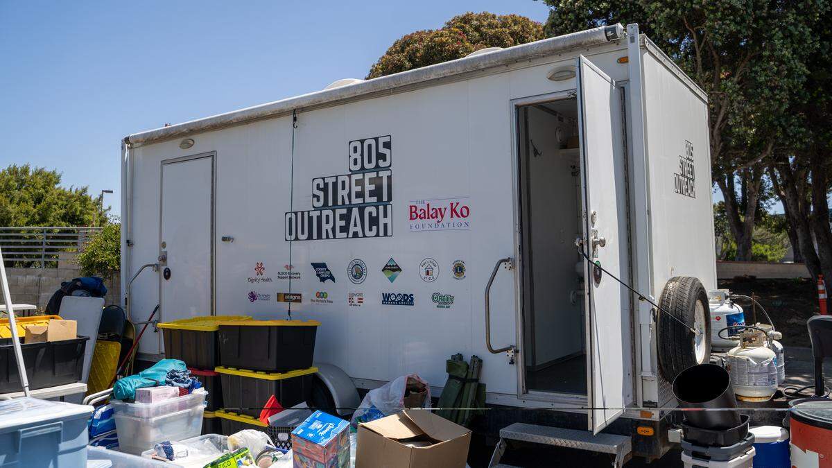 805 Street Outreach's shower trailer sits in the parking lot of the Morro Bay Library on Monday, May 18, 2026. The organization has grown quickly since its founding in 2024 and offers showers, laundry and food to homeless Morro Bay residents.