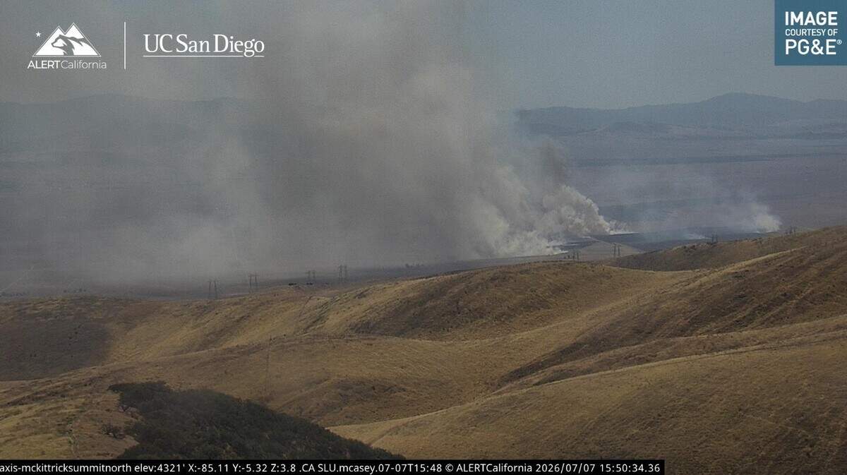 A fast-growing vegetation fire erupted near the Carrizo Plains in San Luis Obispo County, California, just south of Highway 58 on July 7, 2026.