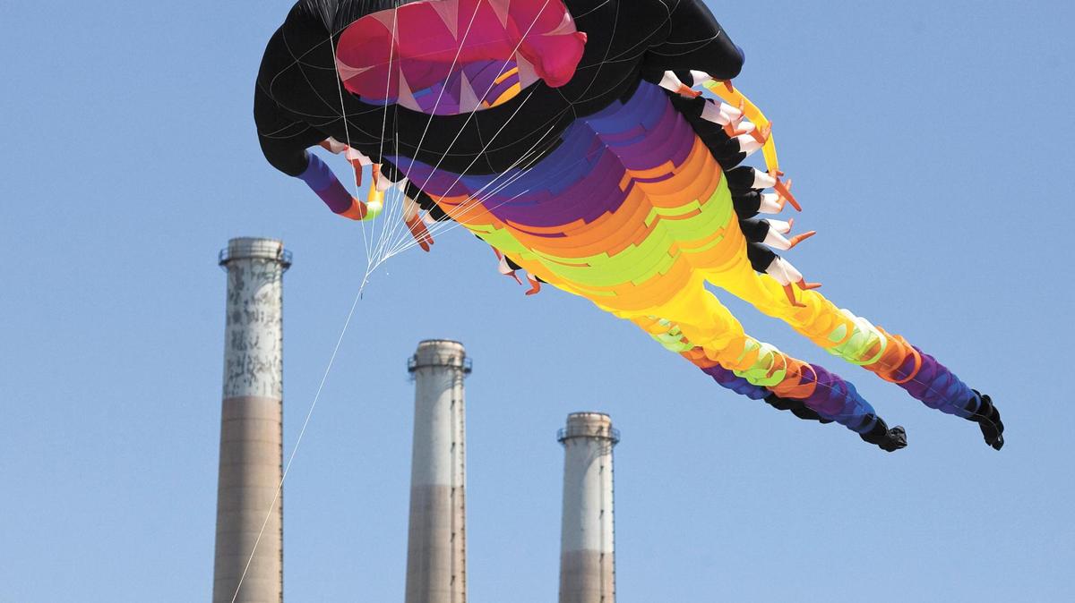Vistra Corporation has committed to demolishing the Morro Bay power plant stacks unless the city protests by 2022.