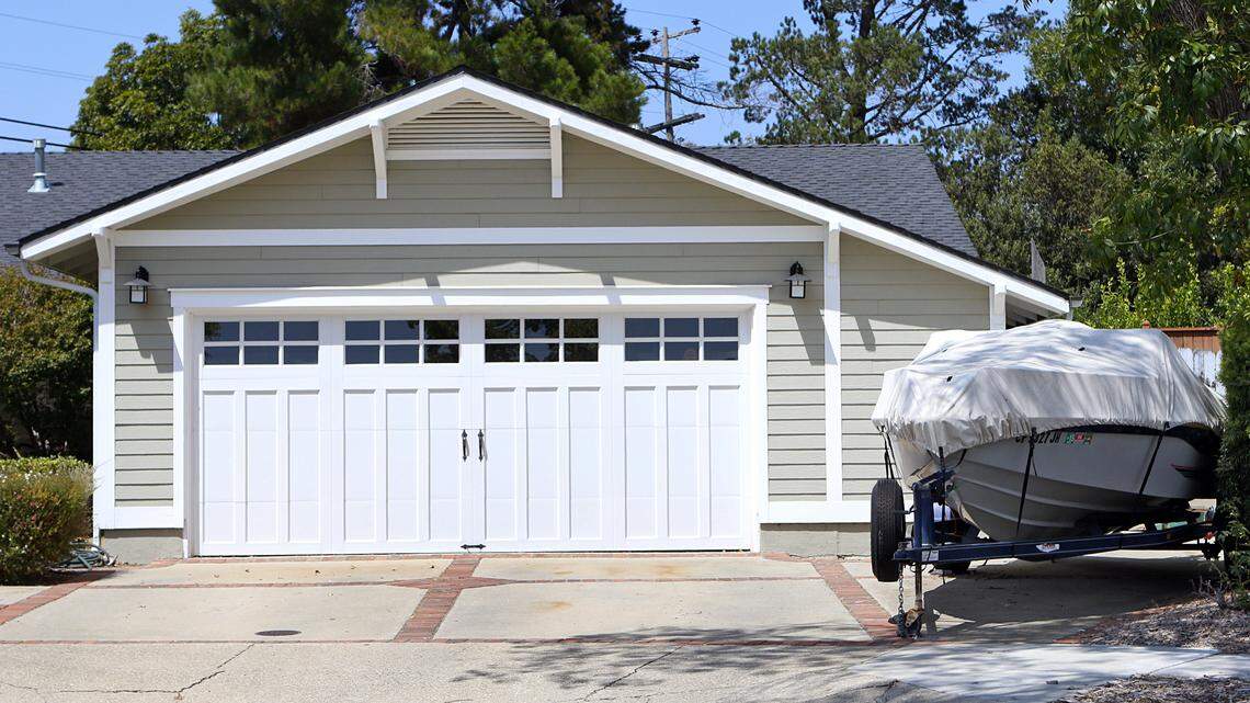 The San Luis Obispo City Council voted against allowing Joseph Gambucci to park his boat on the side of his driveway.