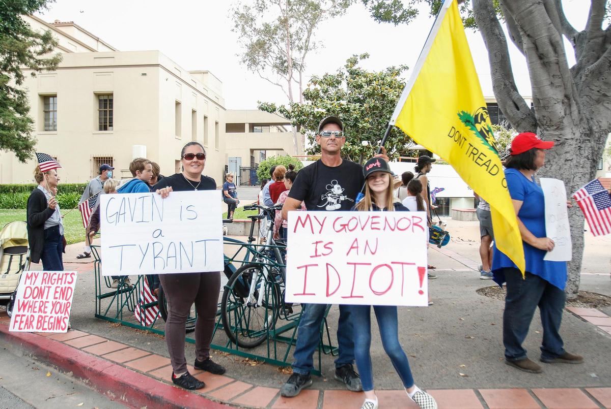 More than 60 people gathered outside the courthouse in downtown San Luis Obispo to rally for SLO County and California to reopen amid the coronavirus shutdown.