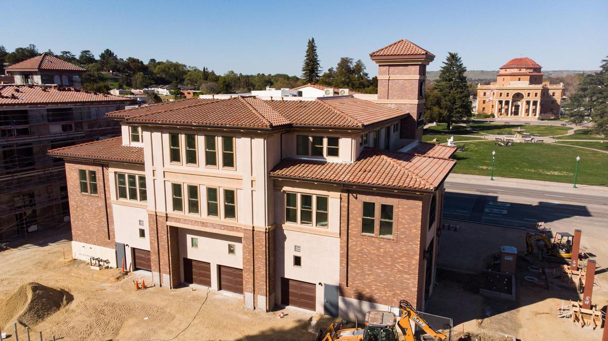 The new La Plaza development is across Sunken Gardens from Atascadero’s historic City Hall. The complex is in various stages of completion. It has commercial on the ground floor and residential units on the upper floors. It replaced a former gas station, an abandoned fast-food building and a vacant lot.