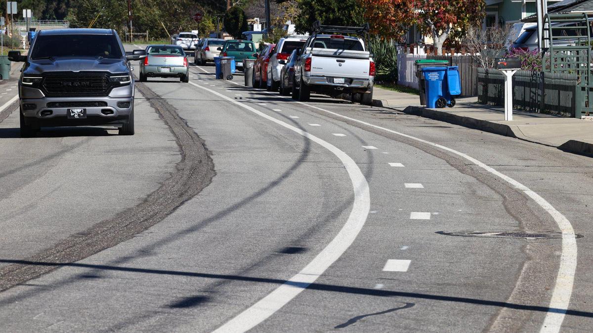 Tally Ho Road in Arroyo Grande has been restriped between James Way and Highway 227 with bicycle lanes.