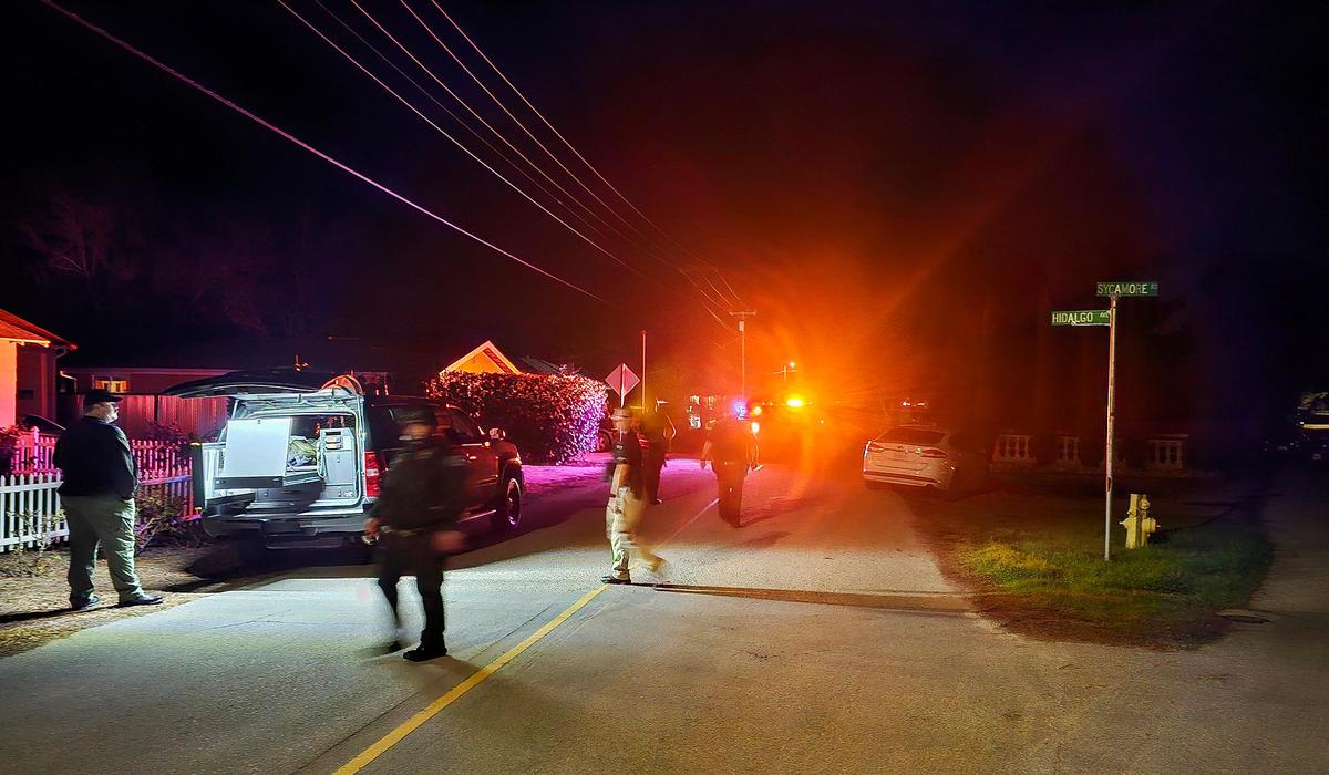 Police in Atascadero, California, responded to a report of a domestic dispute that resulted in a subject barricading himself in a house in the neighborhood of Hidalgo and Buena avenues. Police cordoned off the intersection of Hidalgo and Sycamore streets.
