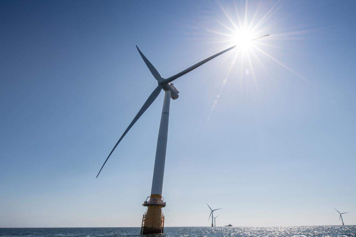 This photo shows Hywind Scotland, the worlds first floating wind farm, which is operated by Equinor.