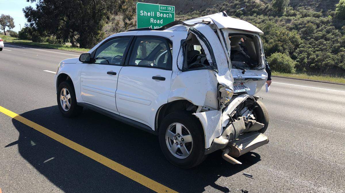 A Highway 101 car crash slowed traffic on Saturday, April 3 around 3 p.m.