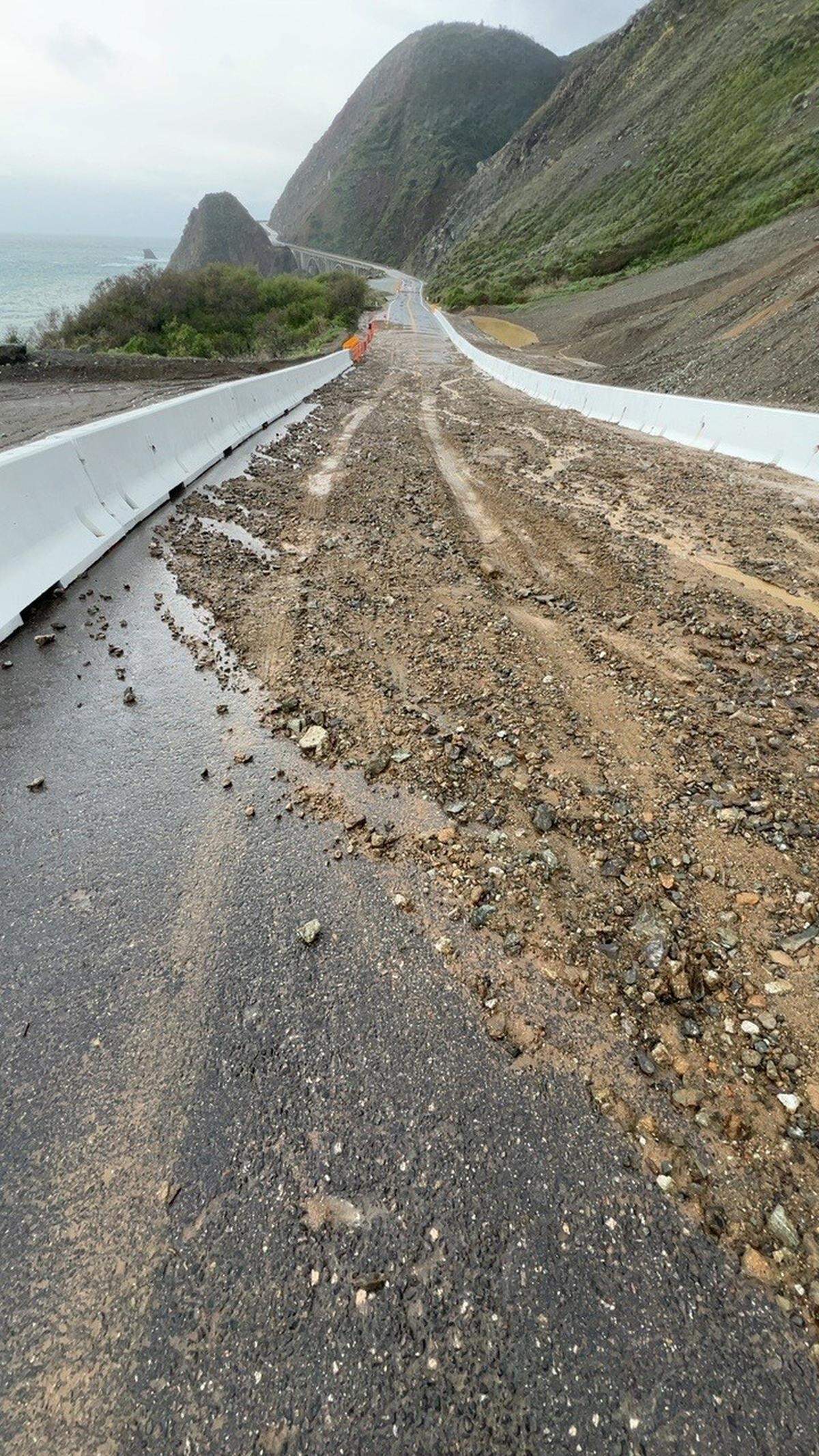 Highway 1 was closed for a 6.8-mile segment from one mile south of the Esalen Institute to two miles north of Lucia on Feb. 17, 2026, as Caltrans worked to remove mud from a renewed rockslide site of the Regent’s Slide.