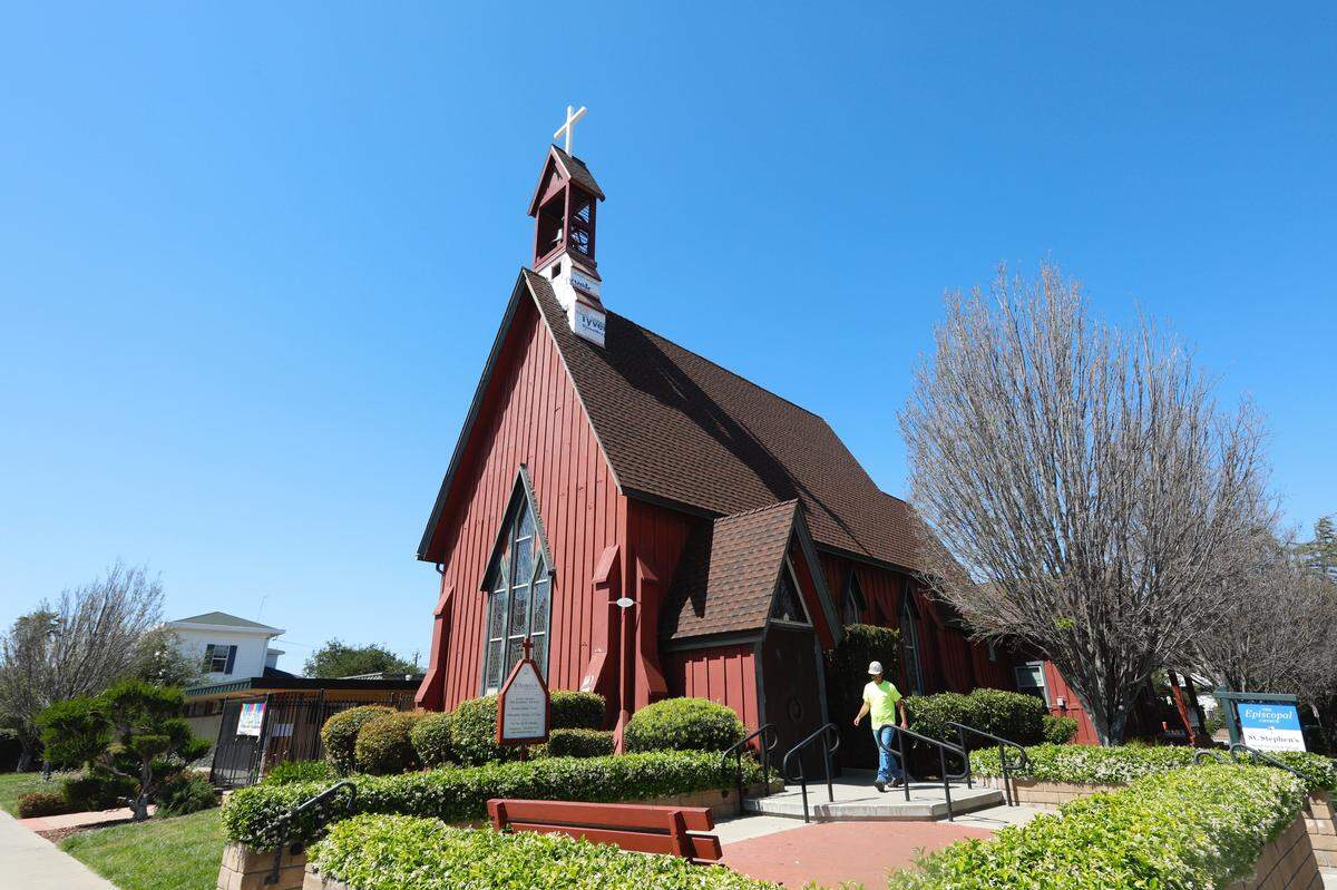 The belltower and cross is back in its spot at St. Stephen’s Episcopal Church in San Luis Obispo after refurbishing work.