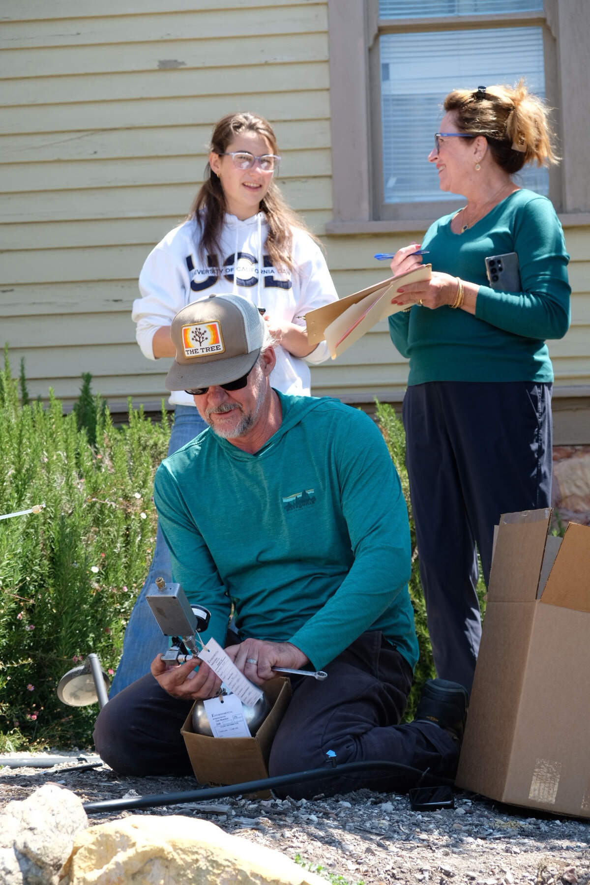 Environmental engineer Timothy Nelligan test the soil in the front yard of the house next door to Susan Flores’ home in Arroyo Grande on Thursday, May 7, 2026, during the second day of a search warrant investigation in the Kristin Smart murder case.