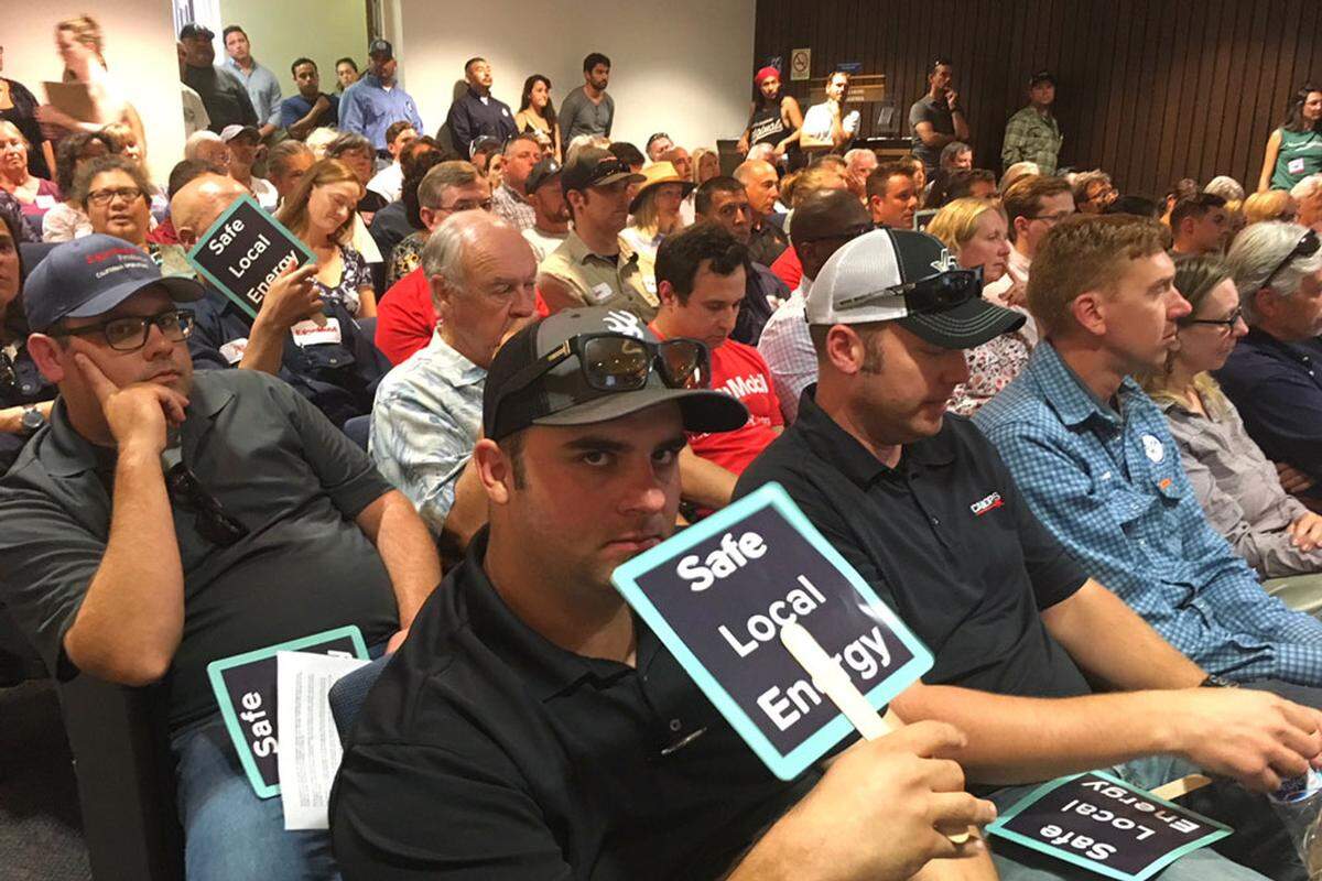 More than 100 people attend an environmental-scoping hearing for Mobil Exxon’s proposal to start trucking crude oil from its Las Flores Canyon facility on the Gaviota Coast.