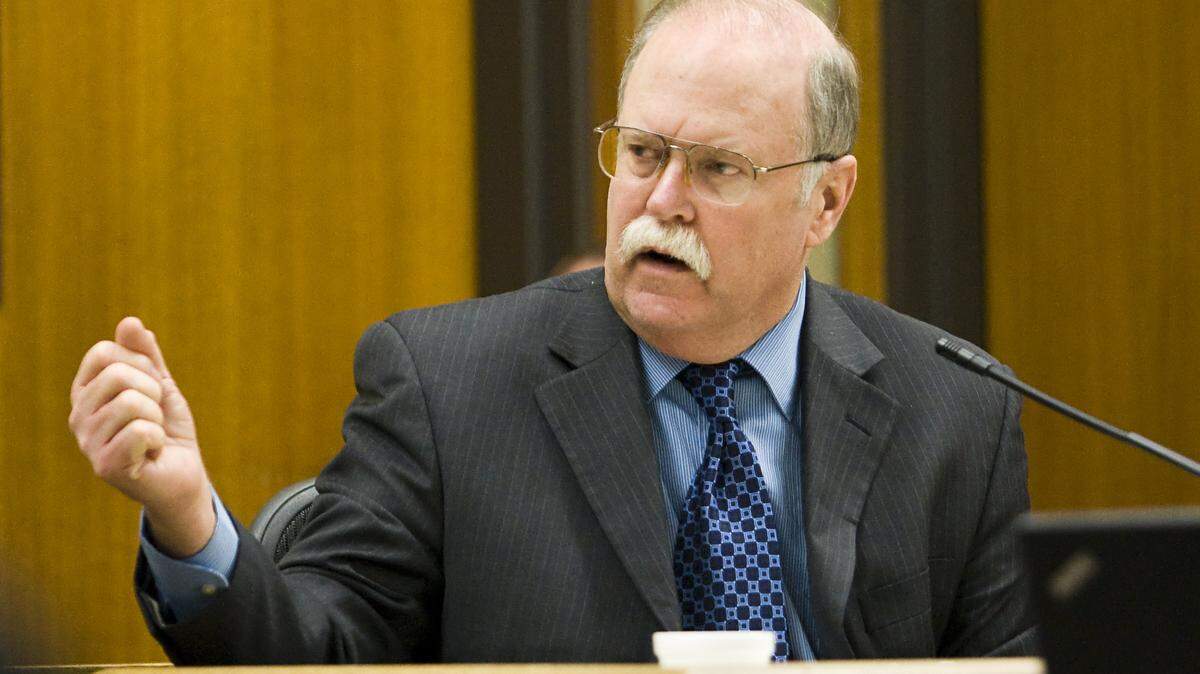 Philip Thomas Hanes testifies Dec. 18, 2014, during his trial for the stabbing death of his girlfriend, Tina Maria Beddow.