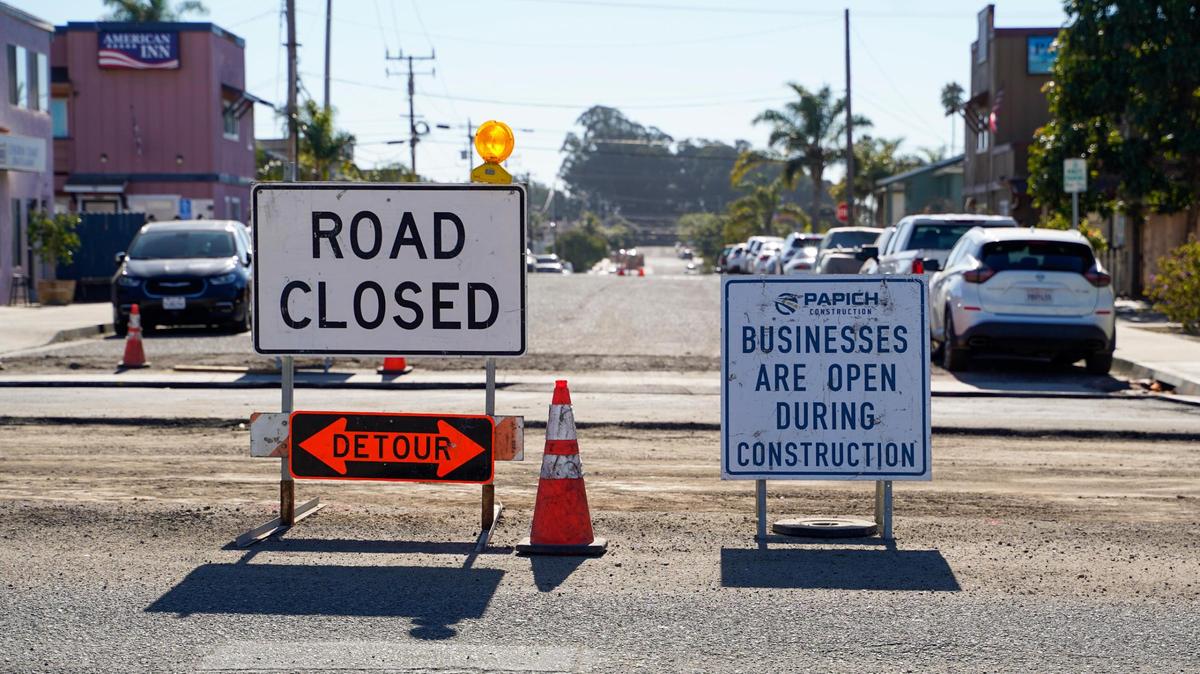 The $4.2 million West Grand Avenue Streetscape Fourth-Eighth Street Project makes significant changes to the road between Fourth and Eighth streets, with construction projected to last until the spring or summer of 2025.