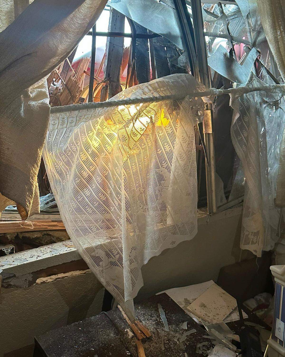 Though no injuries were reported, two structrues were damaged.