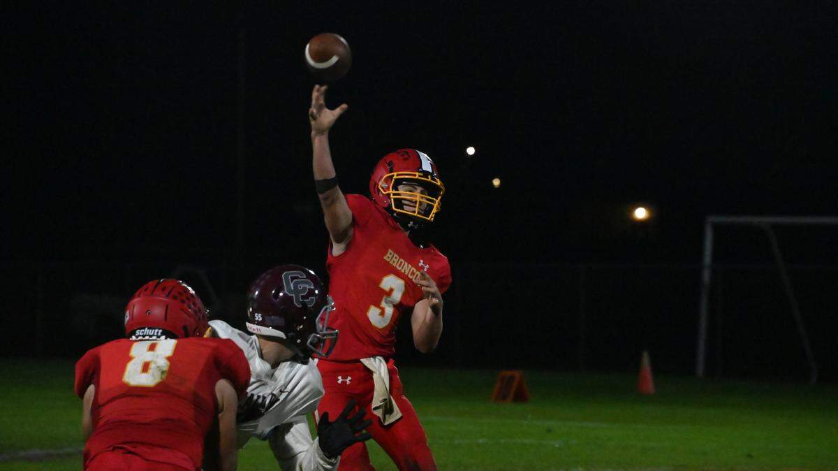 Quarterback Caiden Kennedy won Offensive Most Valuable Player and Top Tackler by Coast Union High School football coaches in Cambria. He was also placed on the All-California Interscholastic Federation’s 1st Team on offense and made All-CIF MVP on defense.