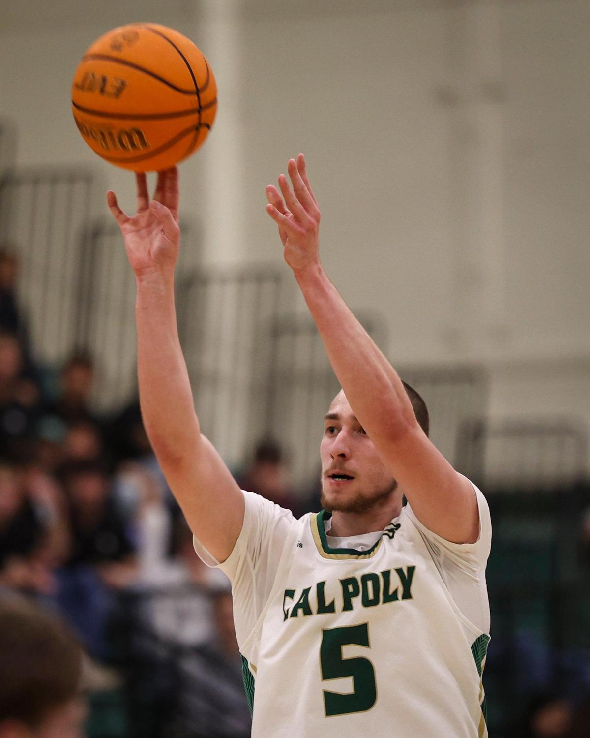 Guzman Vasilic shoots. Cal Poly lost to UCSD 81-67 in a basketball game on Feb. 20, 2025.