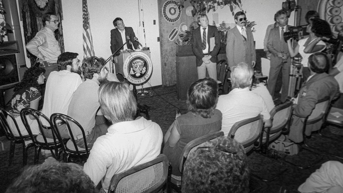 Comic impressionist Rich Little came to San Luis Obispo’s 1865 restaurant to promote an upcoming show at the California Mid-State Fair in Paso Robles. He was surrounded by actors playing Secret Service agents The preview was held on July 26, 1982.