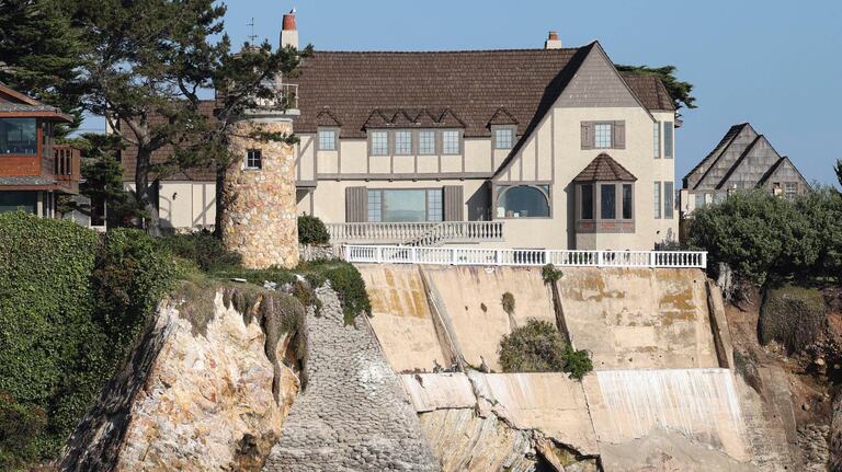 Historic clifftop mansion in Pismo Beach has a new owner, with a goal to expand access