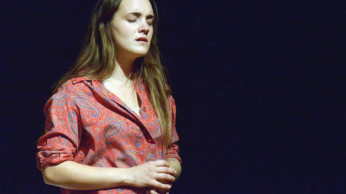 Erin Parsons plays the lead role of Li’l Bit in the play 'How I Learned to Drive.'