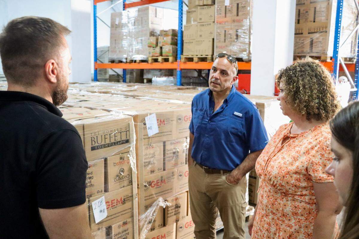 Congressman Panetta visits a humanitarian aid organization operating in Ukraine.