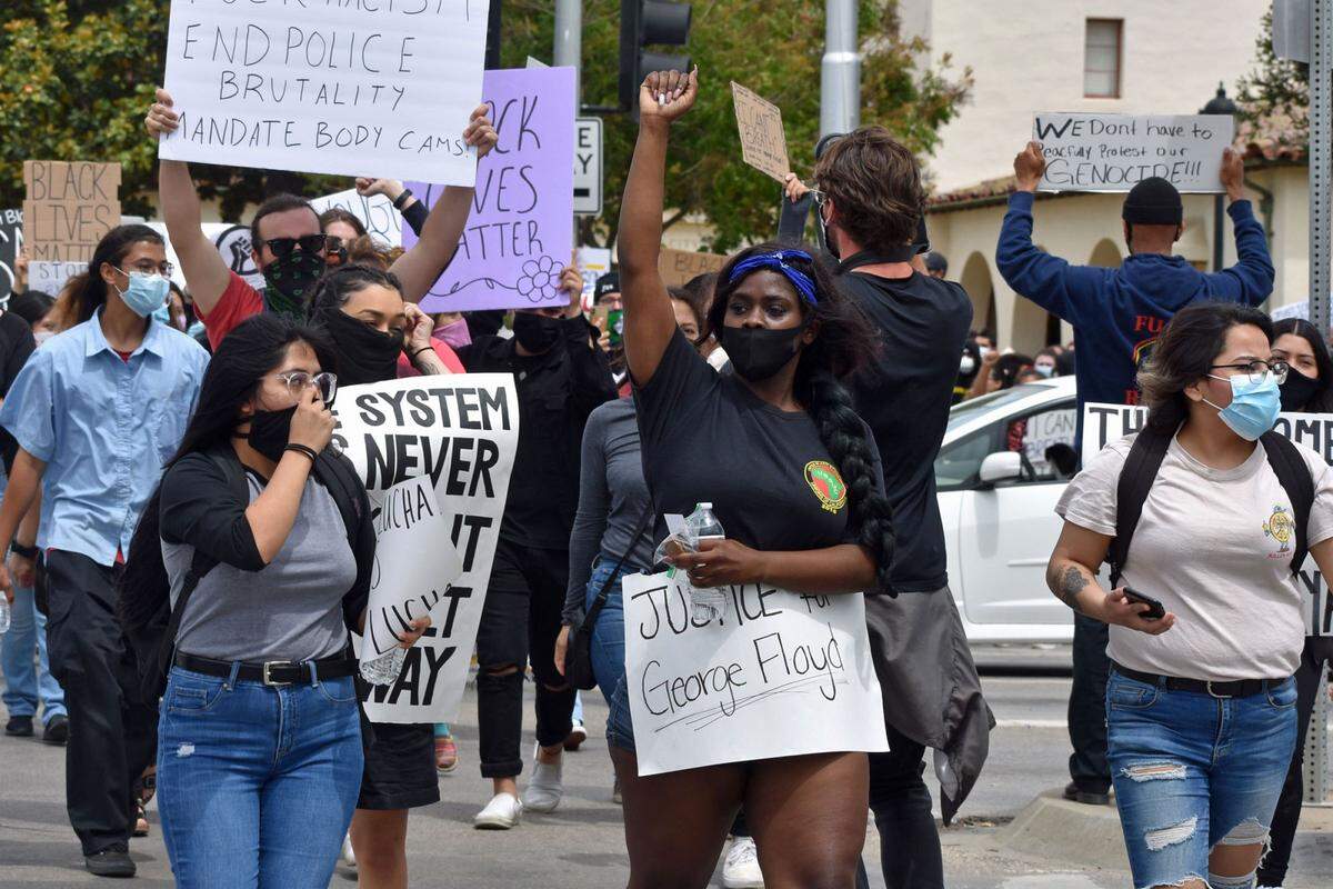 Several hundred demonstrators gathered in Santa Maria last summer to protest the killing of George Floyd, racism and police brutality.