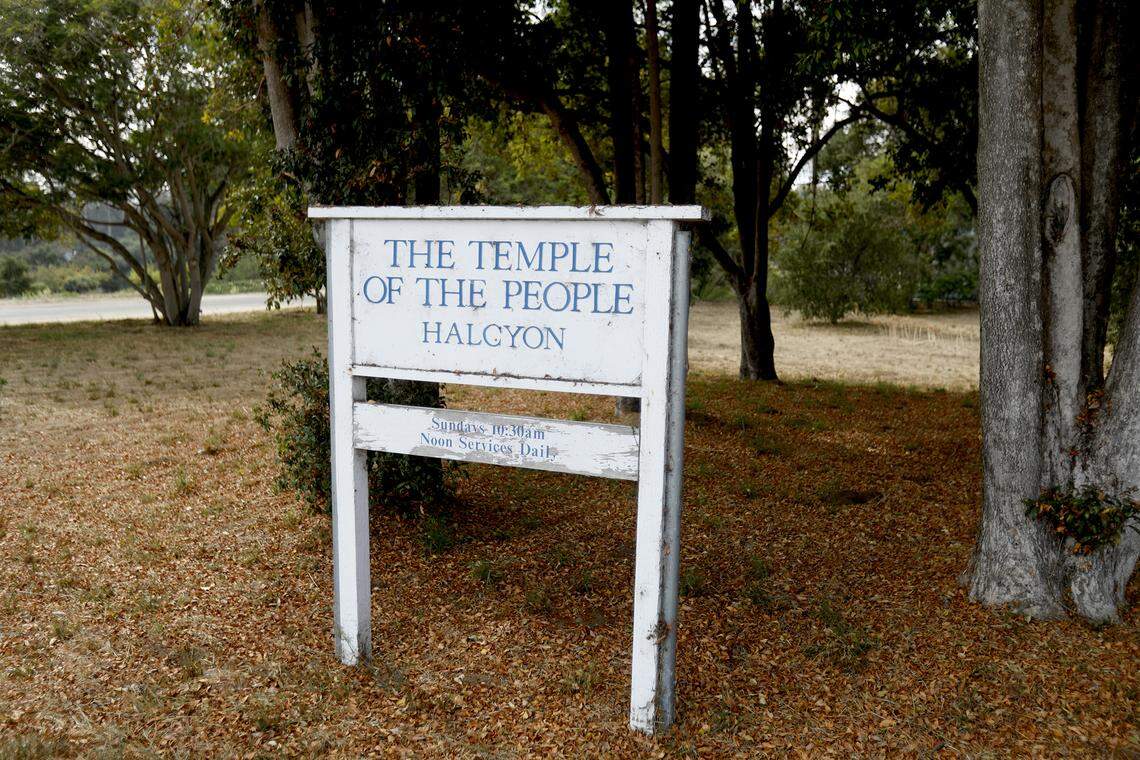 The Temple of the People was founded in Syracuse, New York, in 1898 by Francia A. La Due and William H. Dower.