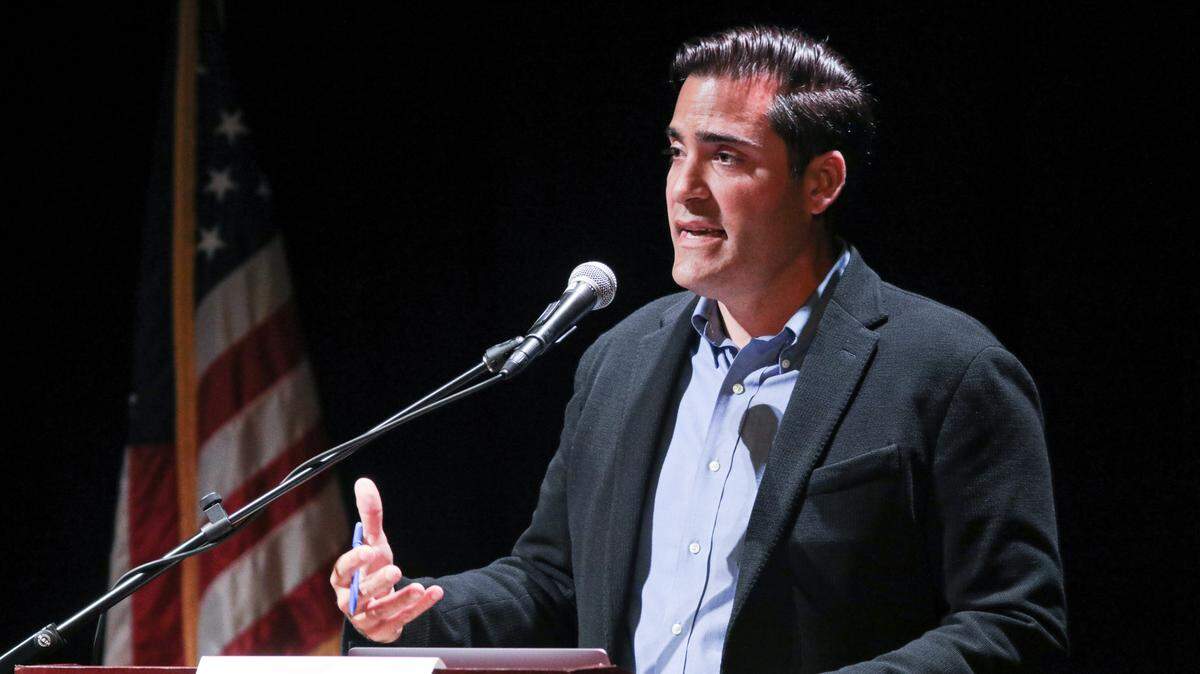 Jimmy Paulding, who’s running to represent District 4 on the San Luis Obispo County Board of Supervisors, speaks during a debate at Cuesta College’s Cultural and Performing Arts Center on Tuesday, April 19, 2022.