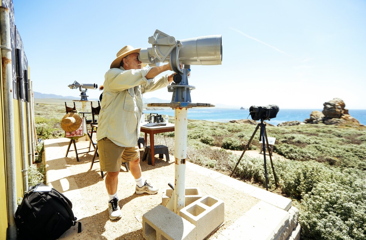 Wayne Perryman puts in his final week of whale-counting shifts at the Piedras Blancas Light Station, before he retires after nearly 47 years in the field.
