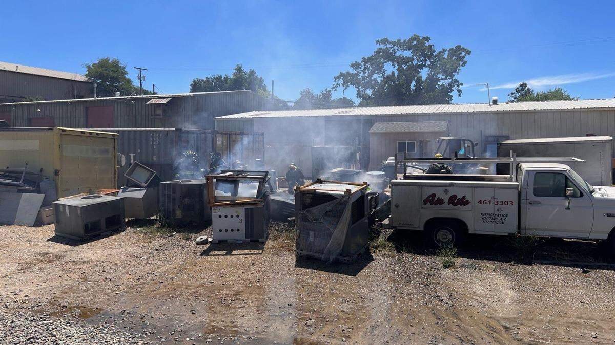 A fire broke out behind AIR Rite and Top Shop in Atascadero on Aug. 1, 2023.