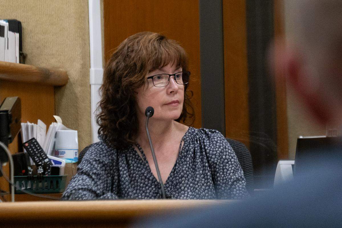 Dr. Carolyn Murphy testifies during former probation officer Fallyn Rollins’ mental health diversion determination hearing in San Luis Obispo Superior Court on July 15, 2025. Rollins is accused of embezzling at least $160,000 from the probation department union.