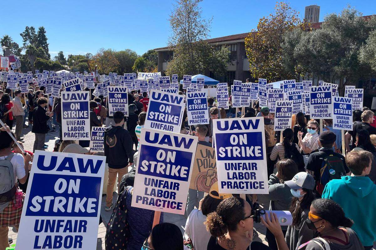 Hundreds of workers on strike gather outside Davidson Library.at UC Santa Barbara on Monday, Nov. 14, 2022.