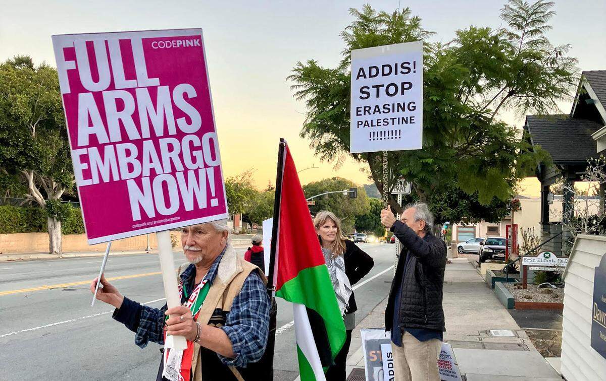 Pro-Palestine protesters picket outside of Assembly Member Dawn Addis’ office in SLO on Dec. 5, 2024, to oppose Assembly Bill 1468, which one former teacher and activist called “a war on ethnic studies.”