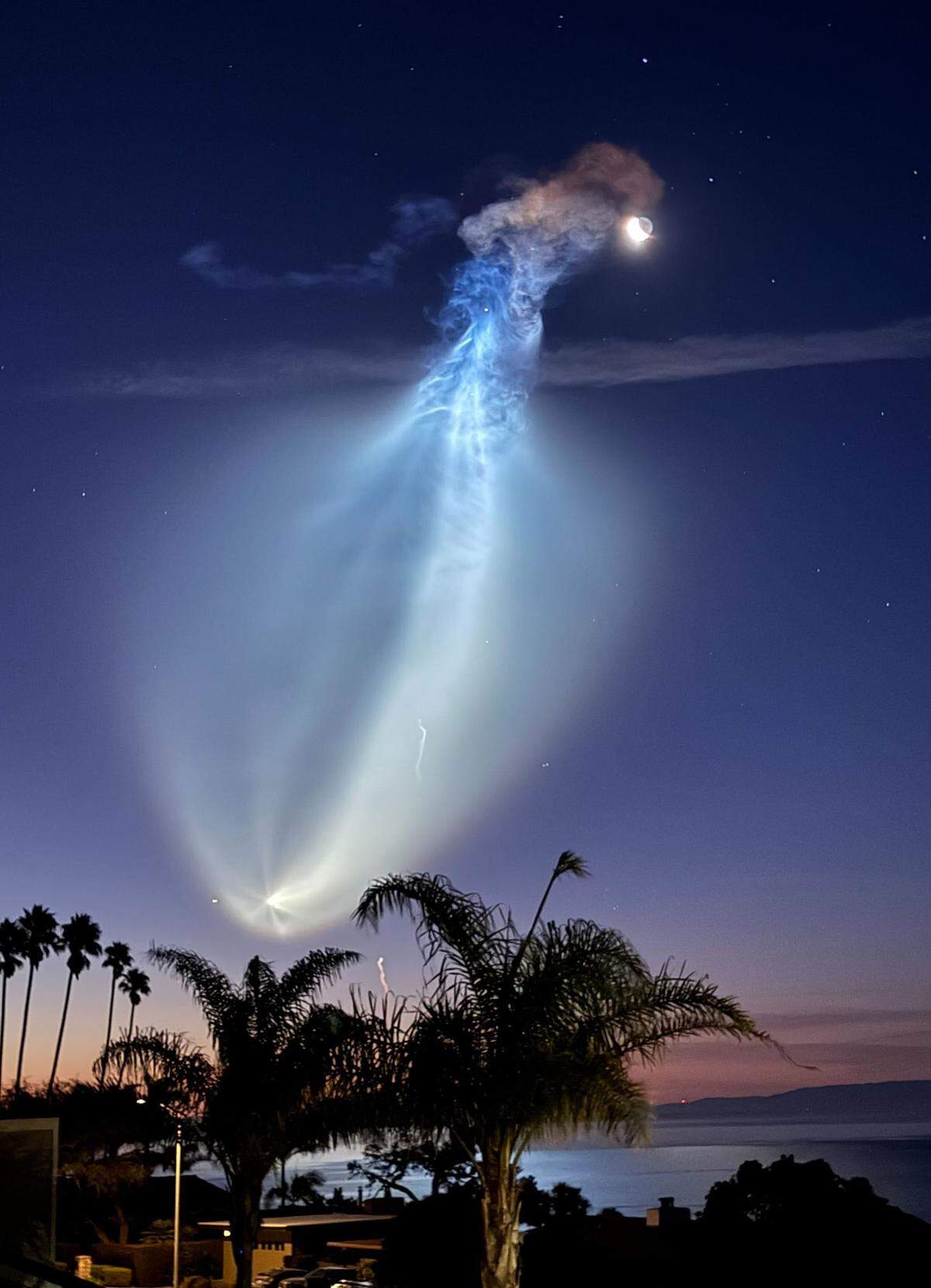 Shell Beach resident Erik Olson captured impressive photos from his balcony of the Falcon 9 SpaceX rocket launch out of the Vandenberg Space Force Base at the crack of dawn on Jan. 24, 2025.