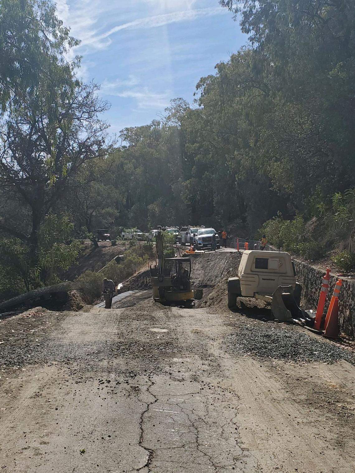 Although repairs were almost finished by late November on 27 damaged culverts under the historic access road leading to the Hearst Castle hilltop compound, the Castle will have to remain closed a while longer, so some additional work can be completed. According to state park officials, newly verified damage on the entire top 2.25 miles of the road will require a complete overhaul, work that probably will last through the first quarter of 2022.