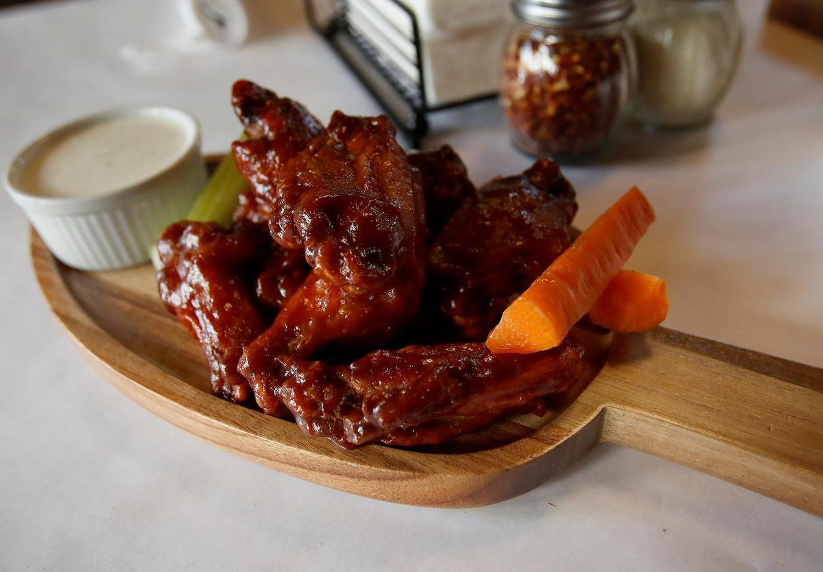 Bob Cantu, the owner of Marv’s Pizza and Sports Bar in Paso Robles, has opened a second restaurant in San Luis Obispo featuring the same menu. Pictured is an order of Marv’s Famous Wings at Bob Cantu’s Pizza and Sports Bar.