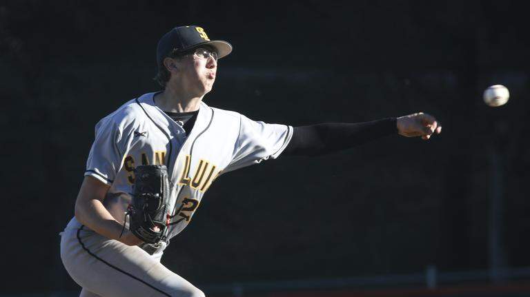 San Luis Obispo beats Atascadero 6-0. See the photos