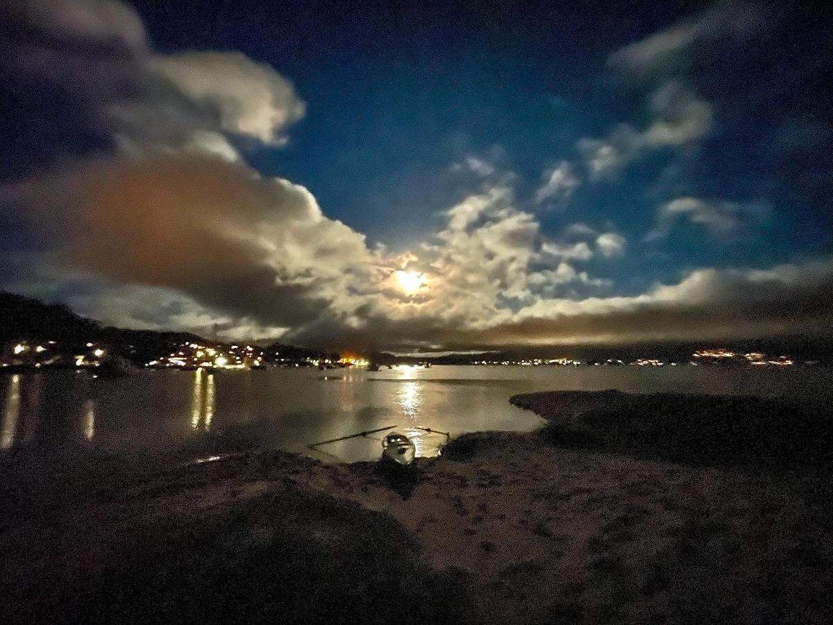 A full strawberry moon and the top of the highest tide of the year in Morro Bay.